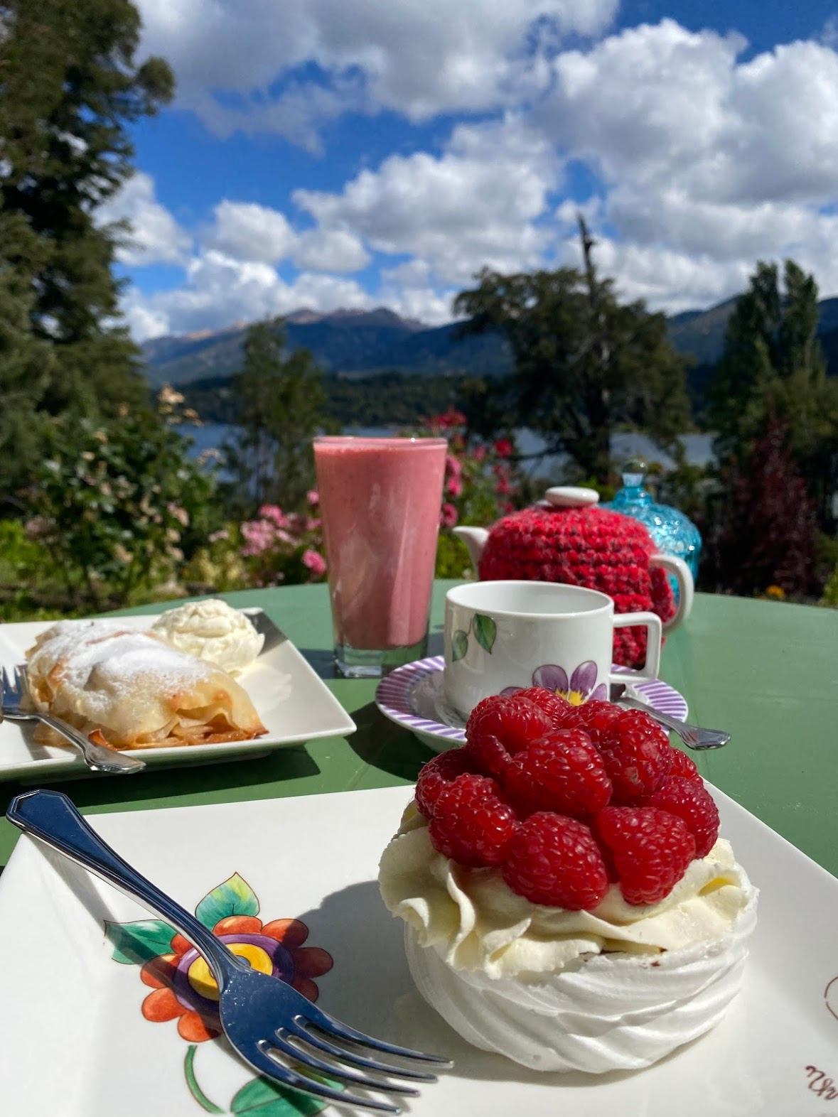 Merienda con vista al lago